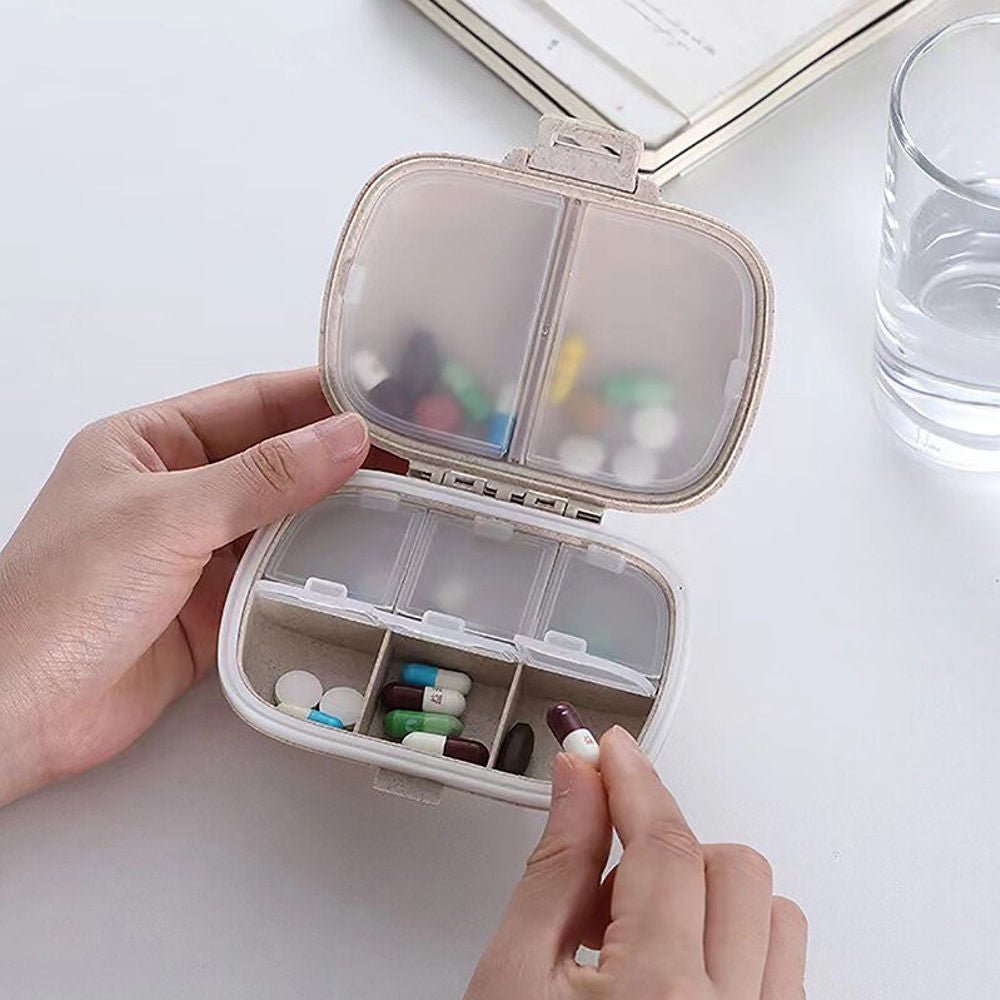 Travel-Supplement-Box-8-Compartment-4