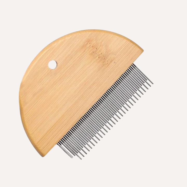 Bamboo-Flea-and-Detangler-Comb-for-Pets-3