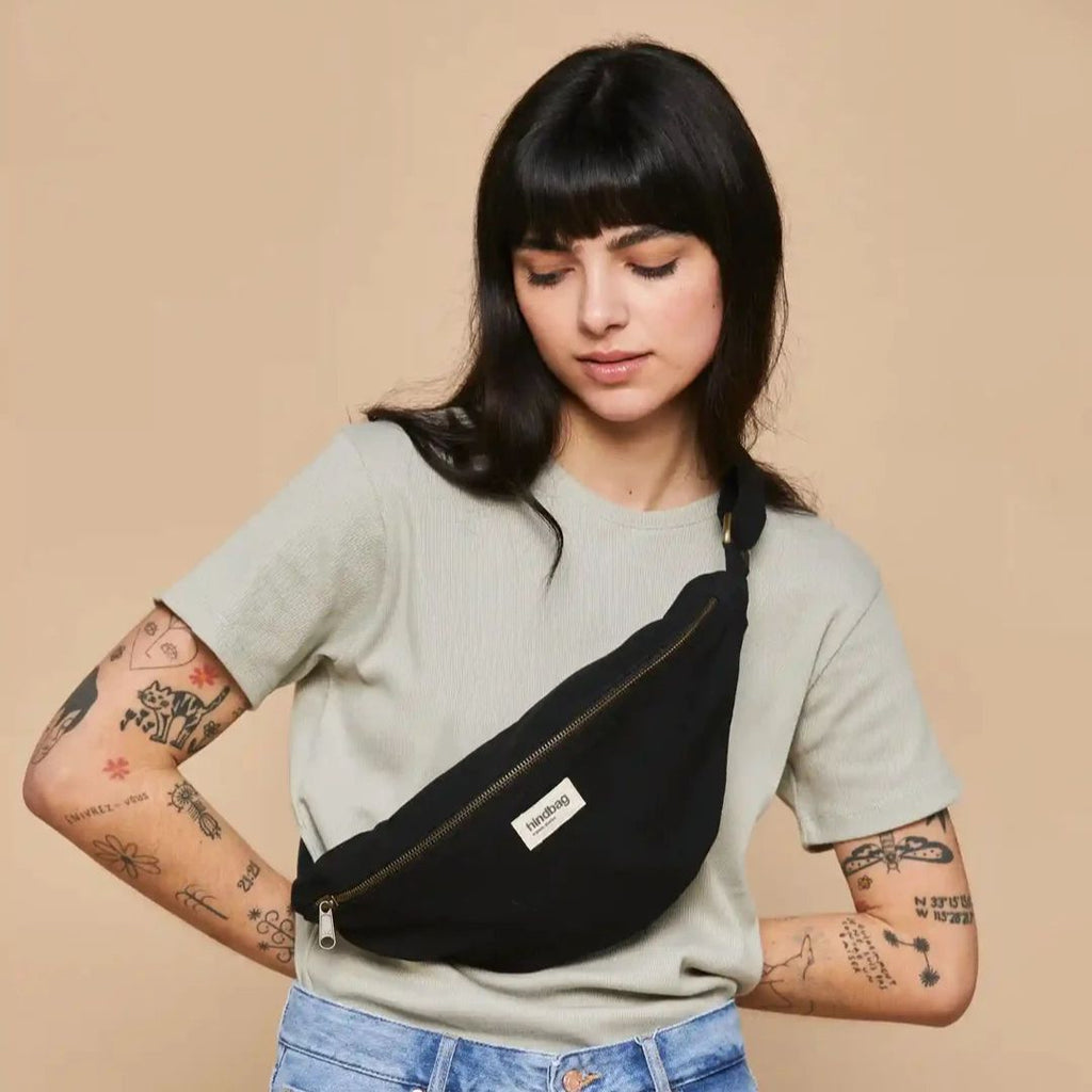 Unisex-Cross-Body-Bag-in-Black-by-Hindbag-2 Perfect gift idea for men and women. Gift idea boyfriends. Gift idea for fathers.